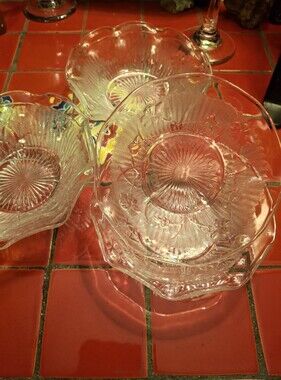 Iris & Herringbone Jeannette Depression Glass 6 Sauce/Fruit Bowls 5 1/2" Ruffled